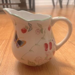 Julia bullmore pitcher